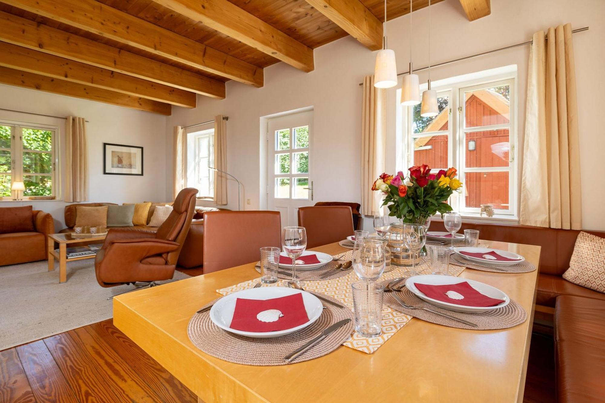 Ferienhaus Preetz 1A - Idylle Unter Reet Burtevitz Екстериор снимка