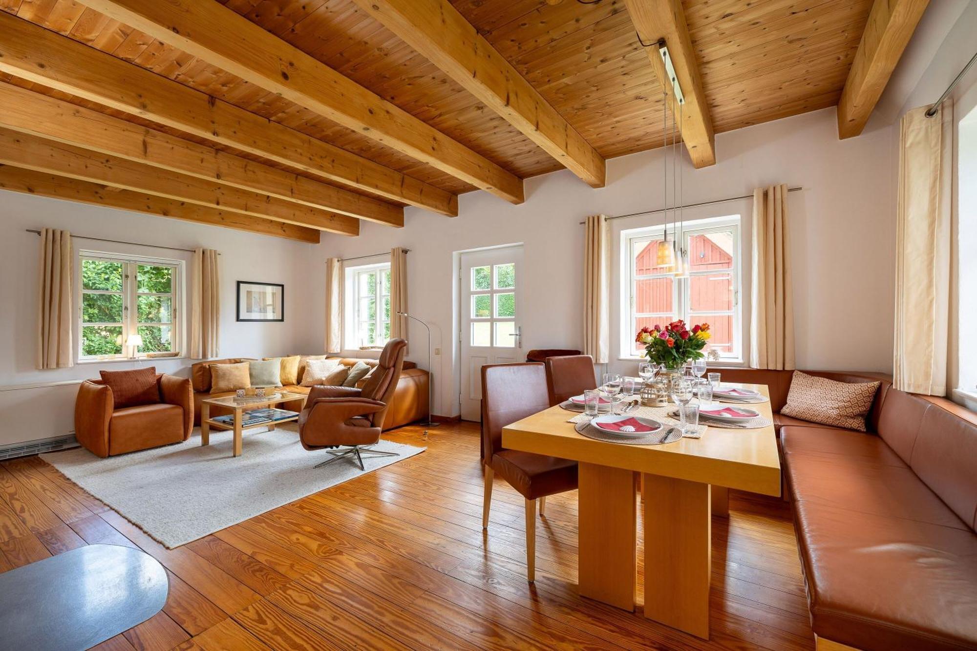 Ferienhaus Preetz 1A - Idylle Unter Reet Burtevitz Екстериор снимка