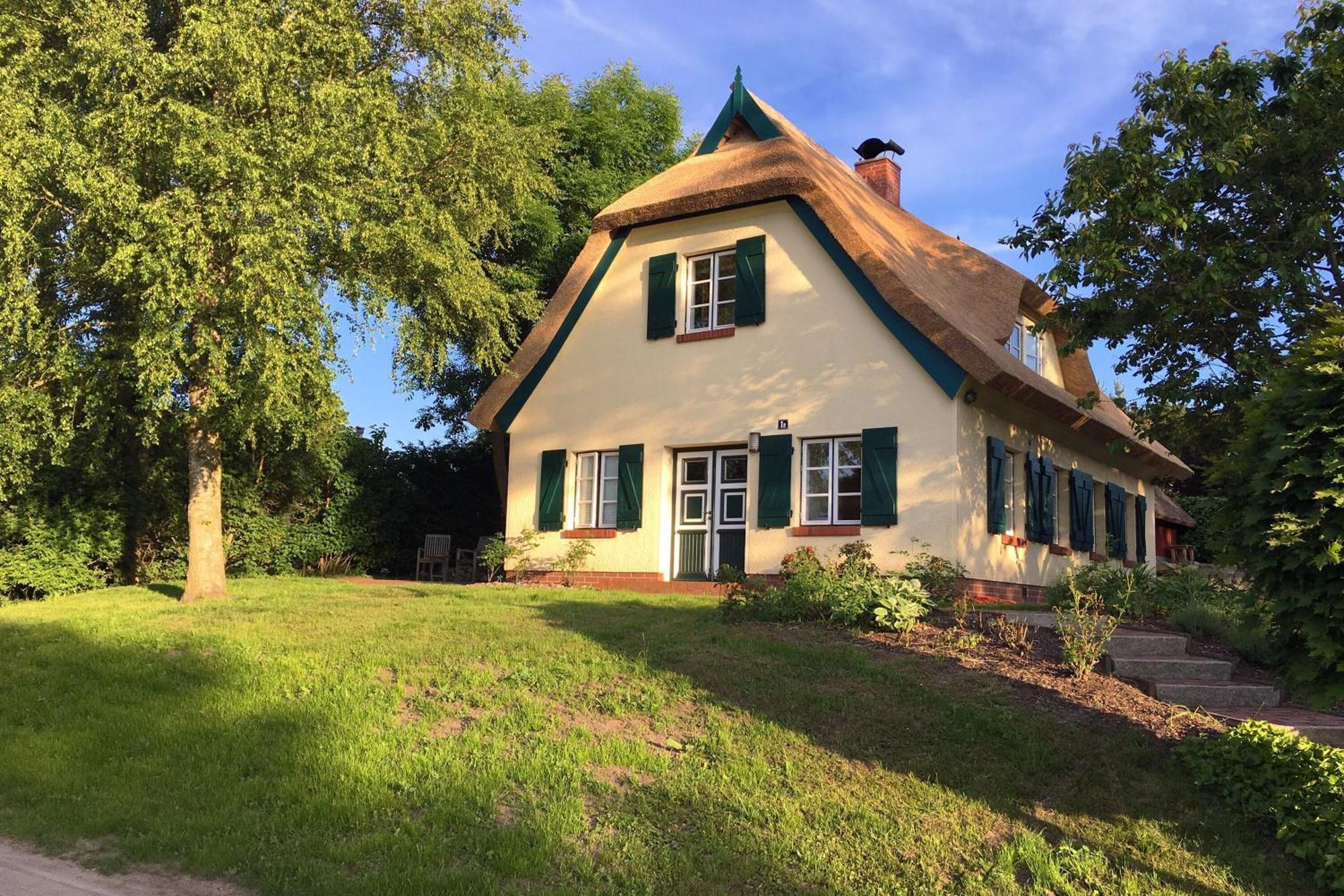 Ferienhaus Preetz 1A - Idylle Unter Reet Burtevitz Екстериор снимка