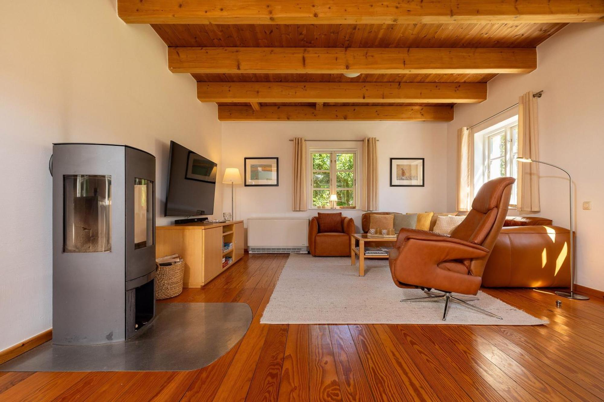 Ferienhaus Preetz 1A - Idylle Unter Reet Burtevitz Екстериор снимка